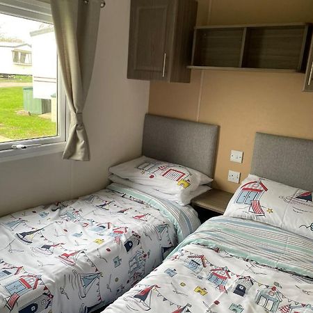 Parkdean Cherry Tree Holiday Park Burgh Castle Belton with Browston Exterior photo